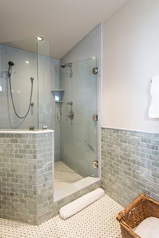 Kauai Luxury House Rental – Bathroom